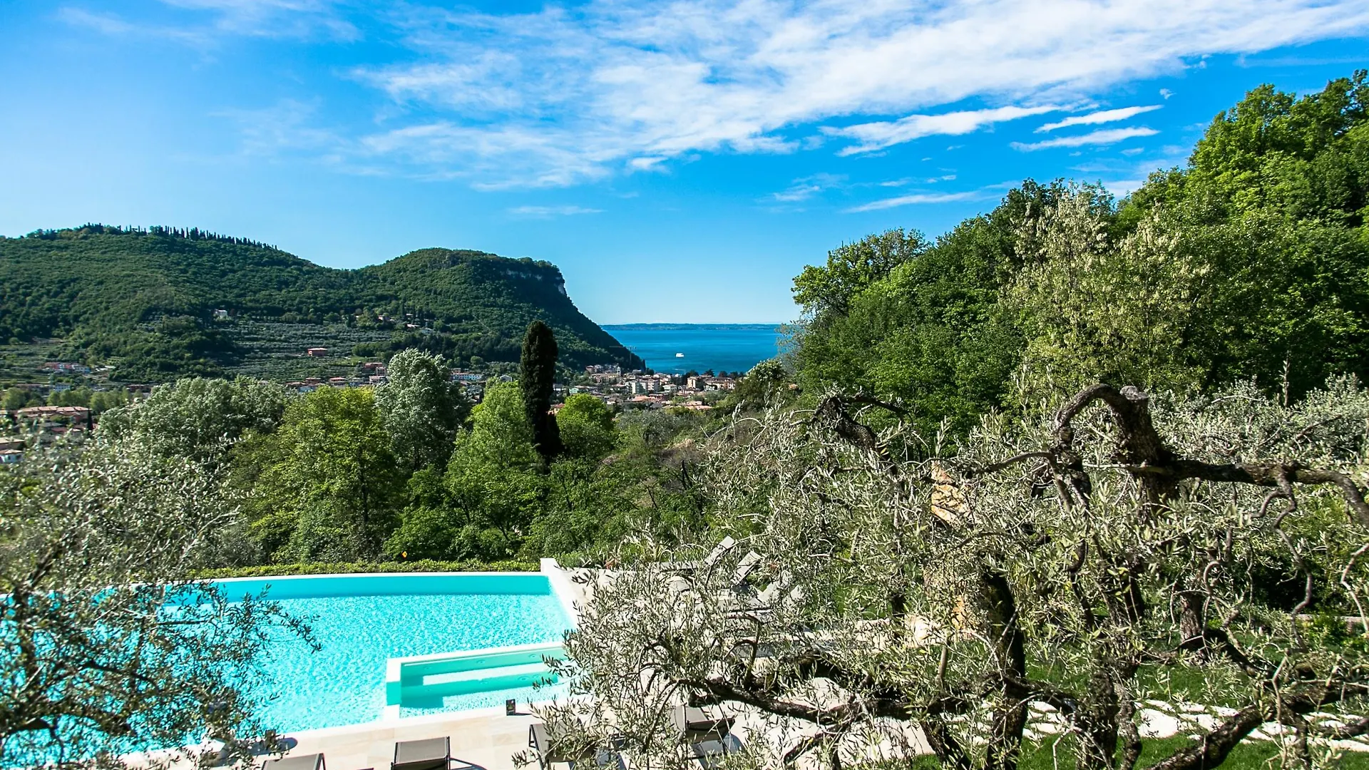 Ca' Barbini Resort Garda  Hotel Garda (Verona)