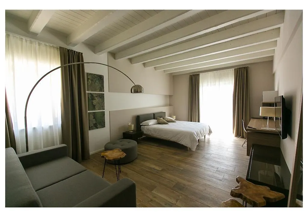 Ca' Barbini Resort Garda  Hotel Garda (Verona)